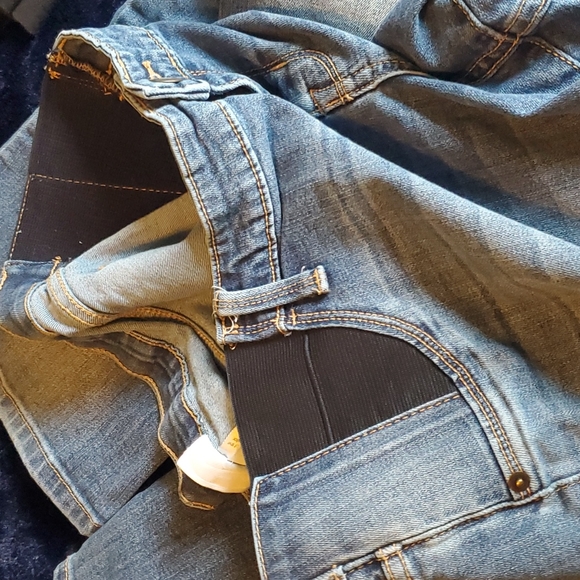 Boot cut insert panel maternity jeans - Picture 3 of 5